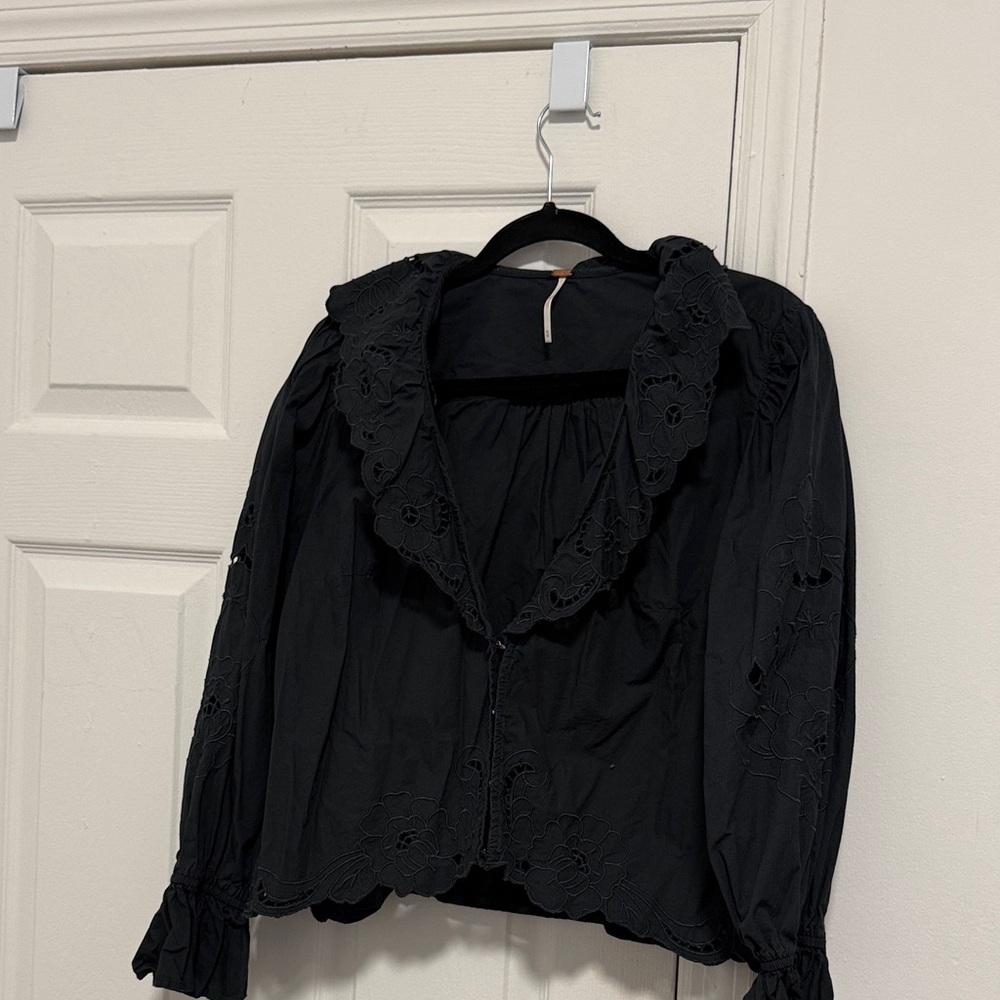 Black cut out women’s top